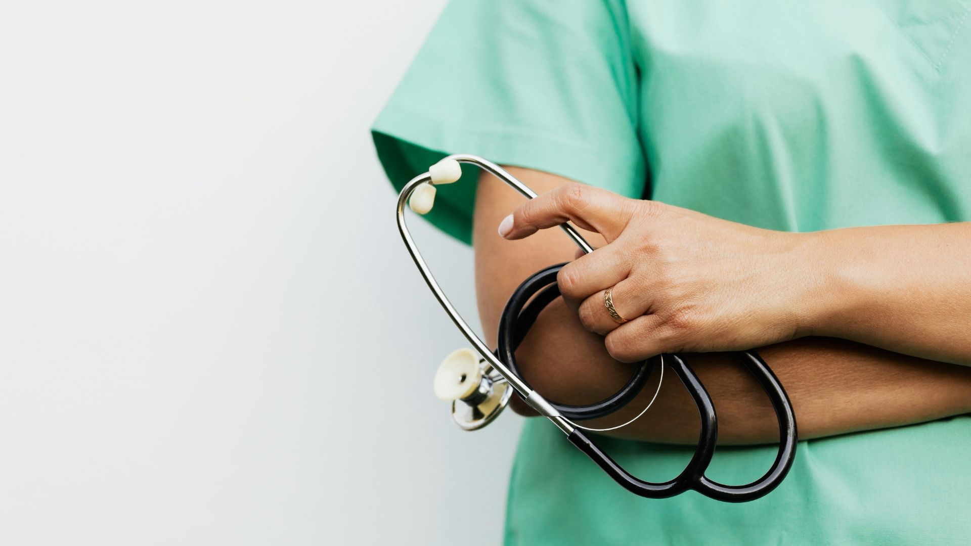 El Foro de Medicina Privada traslada al Ministerio de Trabajo la situaci&oacute;n de los m&eacute;dicos aut&oacute;nomos y defiende medidas para proteger el ejercicio libre, la buena praxis y la seguridad del paciente<br>