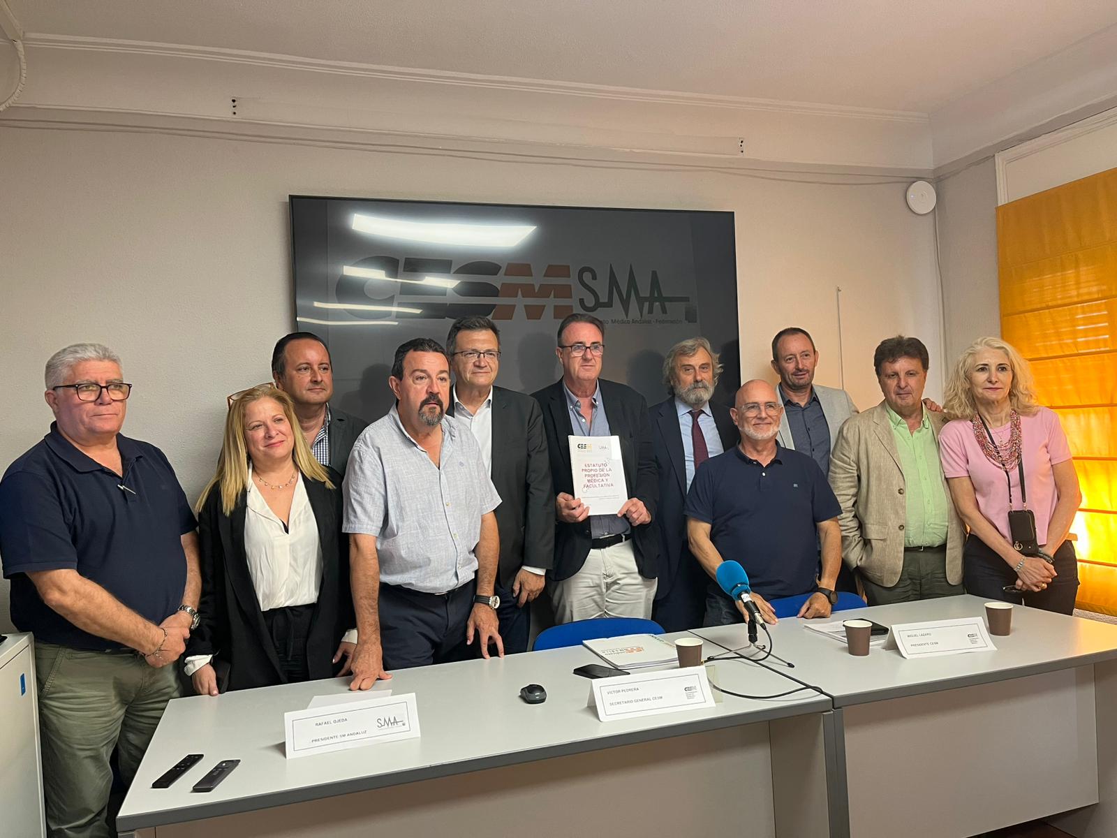 CESM y SMA presentan su propuesta de estatuto propio y concretan nuevas movilizaciones previas a la huelga del 3 de octubre<br>