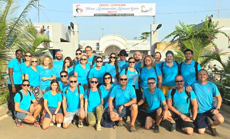 Azul en Acci&oacute;n, uno de los Premios Solidarios SOS del Colegio de M&eacute;dicos 2026 por el proyecto &lsquo;El milagro de ver y aprovisionamiento de equipos y material de protecci&oacute;n contra enfermedades contagiosas a los sanitarios locales del servicio de Urgencias, maternal y Oftalmolog&iacute;a del hospital departamental de Mbour y Kedougou&rsquo;<br>